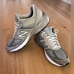 Made in US 990v5 Men’s 11 D New Balance